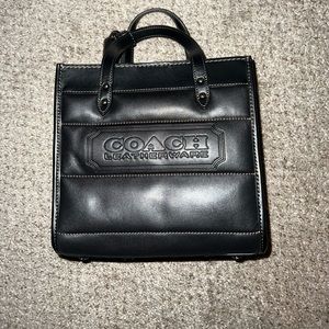 Coach Authentic Quilted Leather Tote 22 Crossbody Attachable Strap